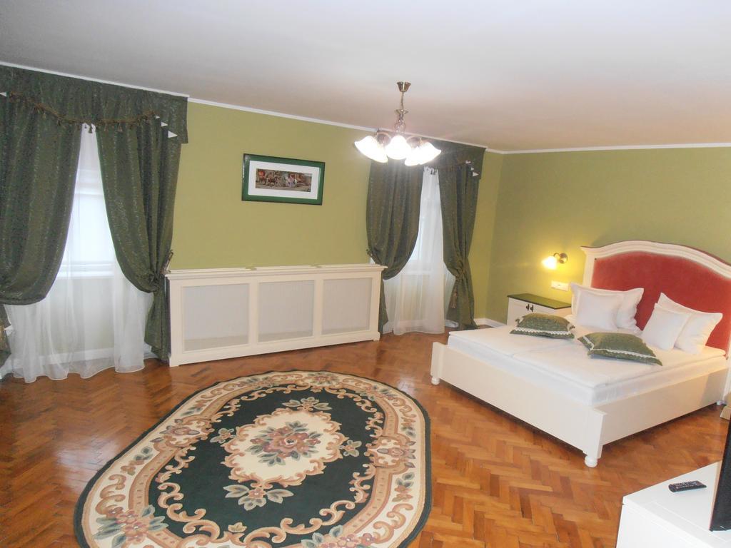 Zum Weissen Lamm Residence Sibiu Værelse billede