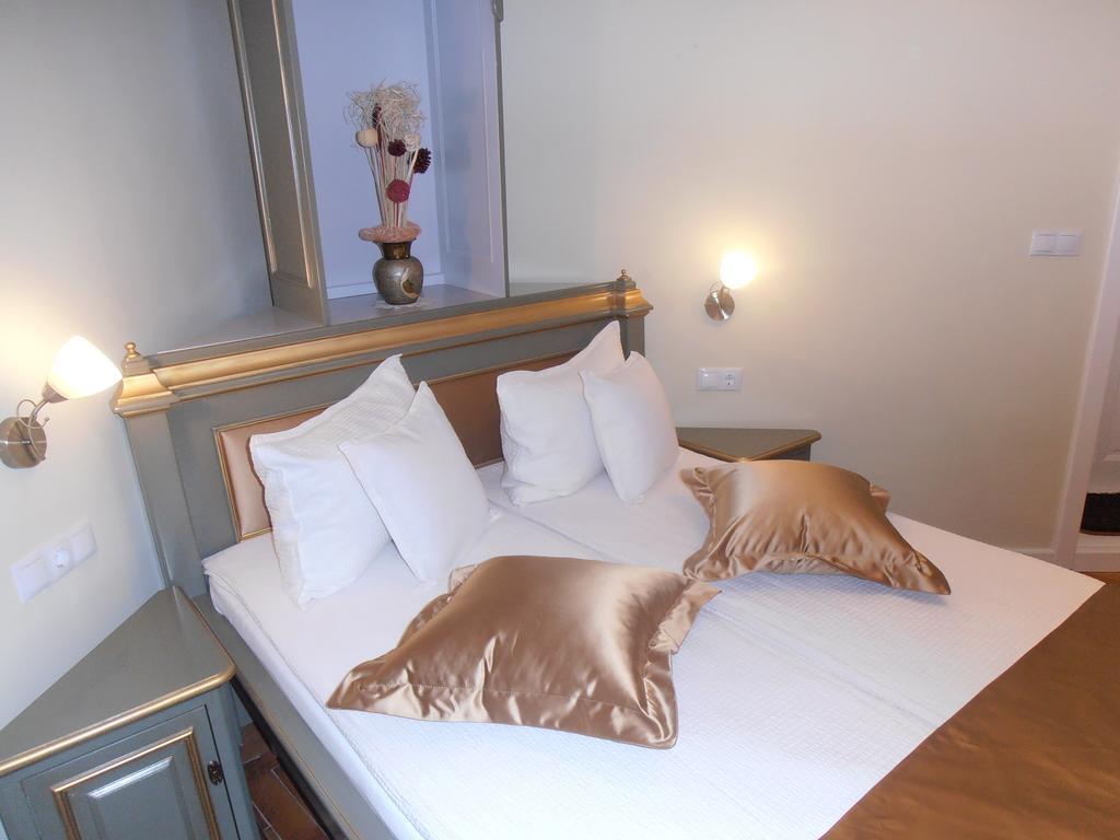 Zum Weissen Lamm Residence Sibiu Værelse billede