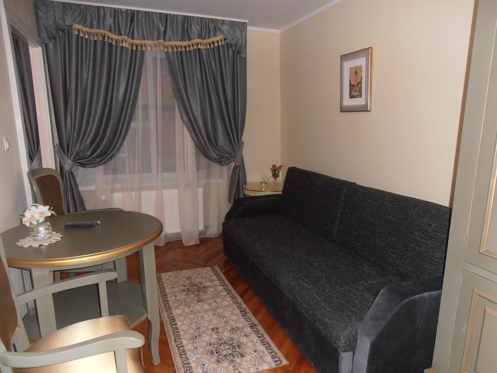Zum Weissen Lamm Residence Sibiu Værelse billede